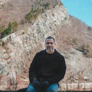 Meet your Posher, Adrian